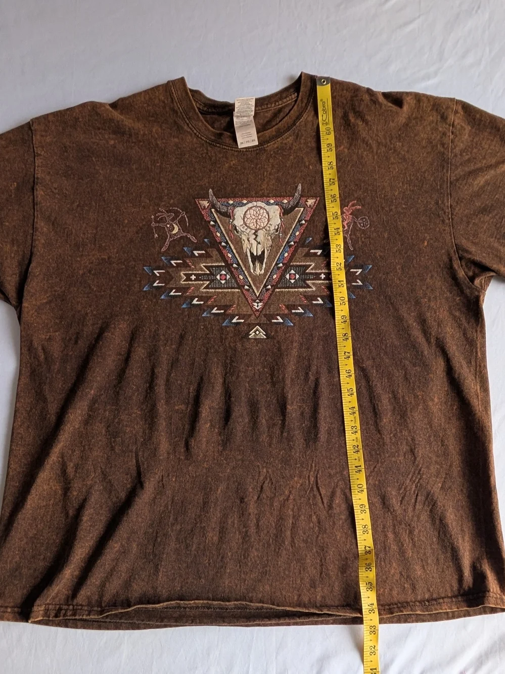 Gildan Brown Short-Sleeve Tee with Southwestern Skull Graphic - Picture 7 of 7